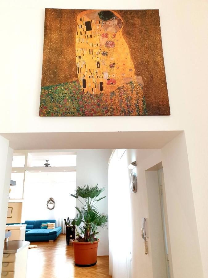Sunny And Spacious Near Centre * Vienne